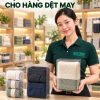 Phối cảnh người mẫu ENOMI giới thiệu hộp nhựa trong đựng tất theo bộ, đồ lót gấp gọn và khăn quà tặng.